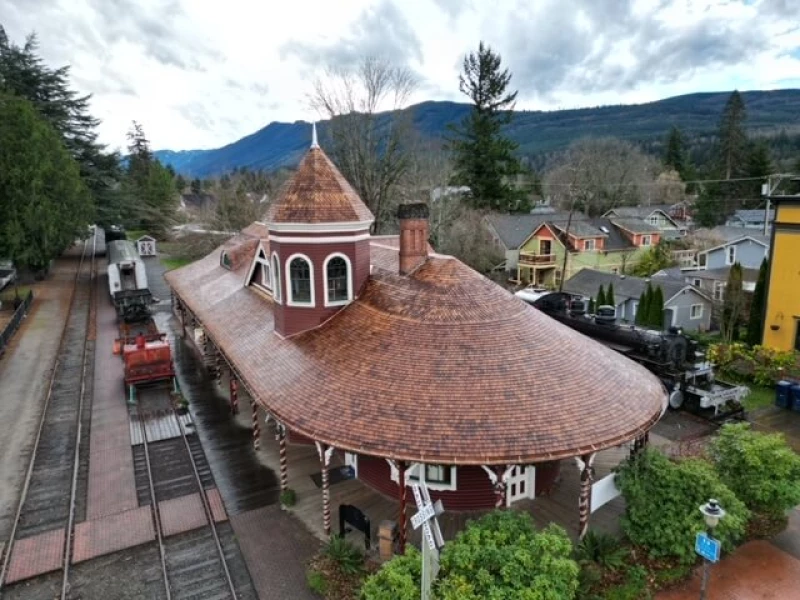 Wood Shingle Roofing Image #5